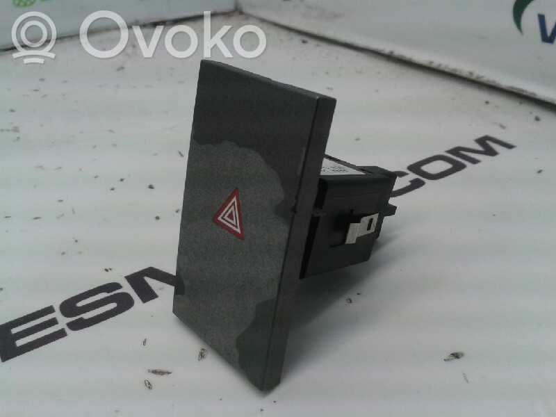 Botón interruptor de luz de peligro   24441250
