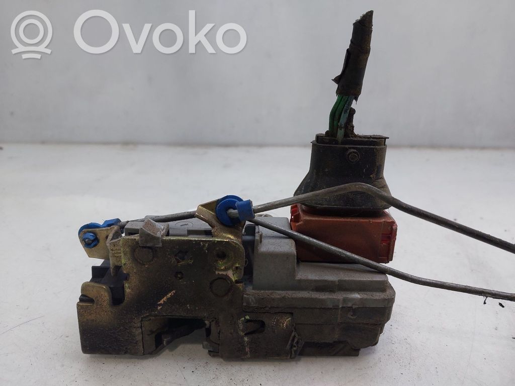Etuoven lukko   9136P7
