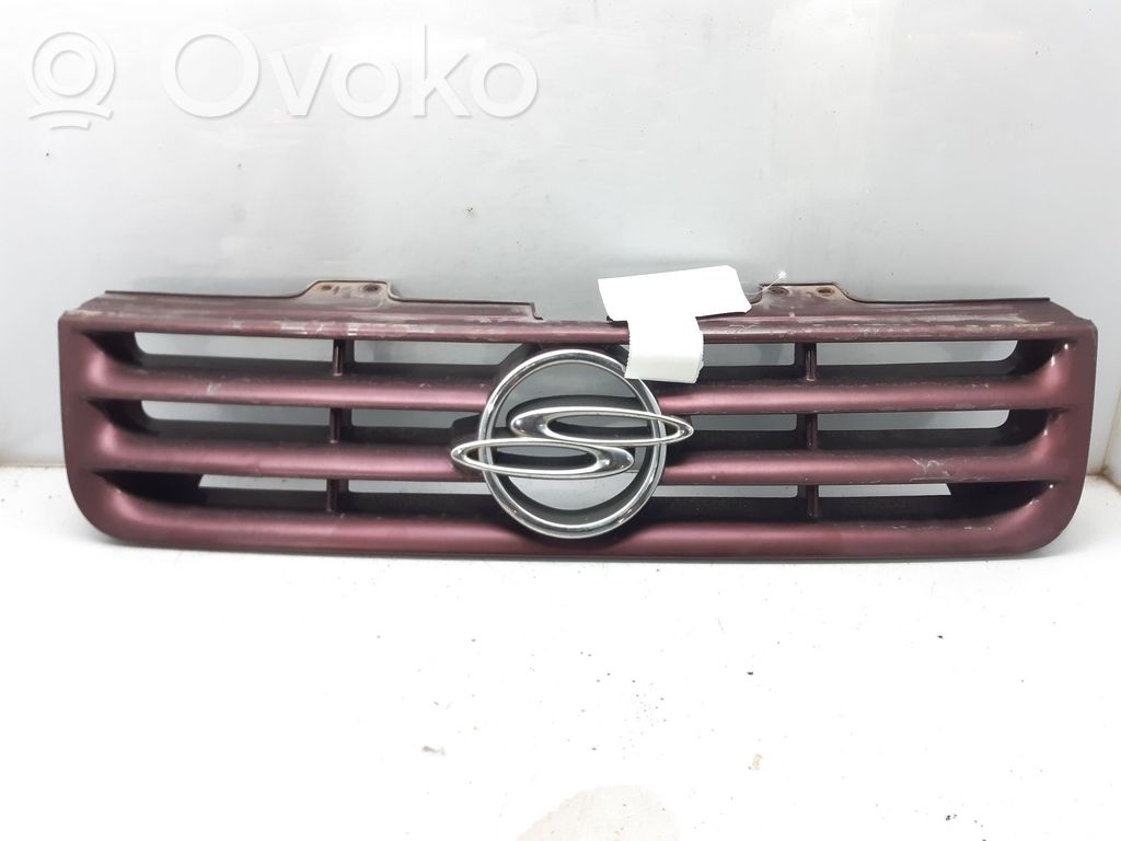 Atrapa chłodnicy / Grill   7943007010