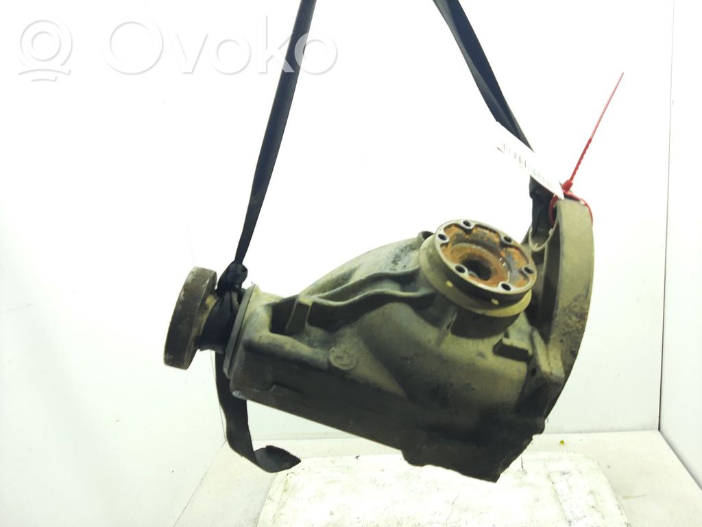 Rear differential   7504996