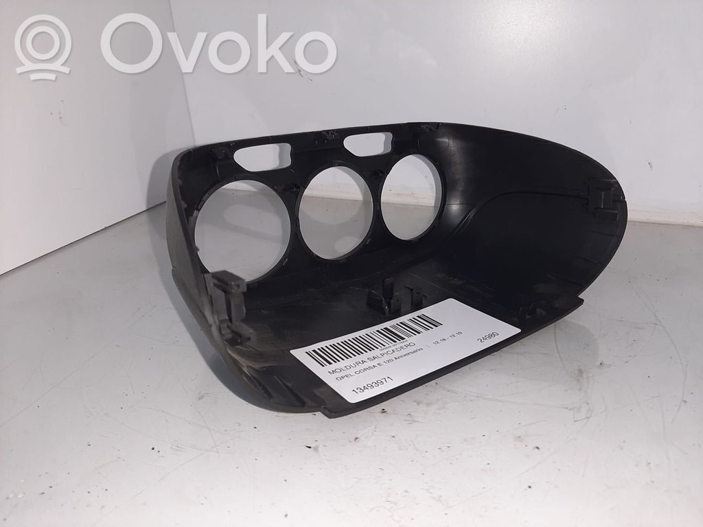 Opel Corsa E Moulure 
