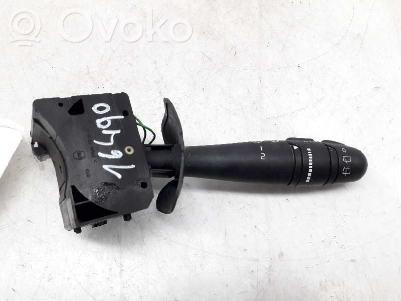 Renault Megane I Pyyhkijän vipu 
