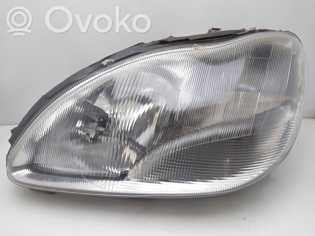 Mercedes-Benz S W220 Faro/fanale