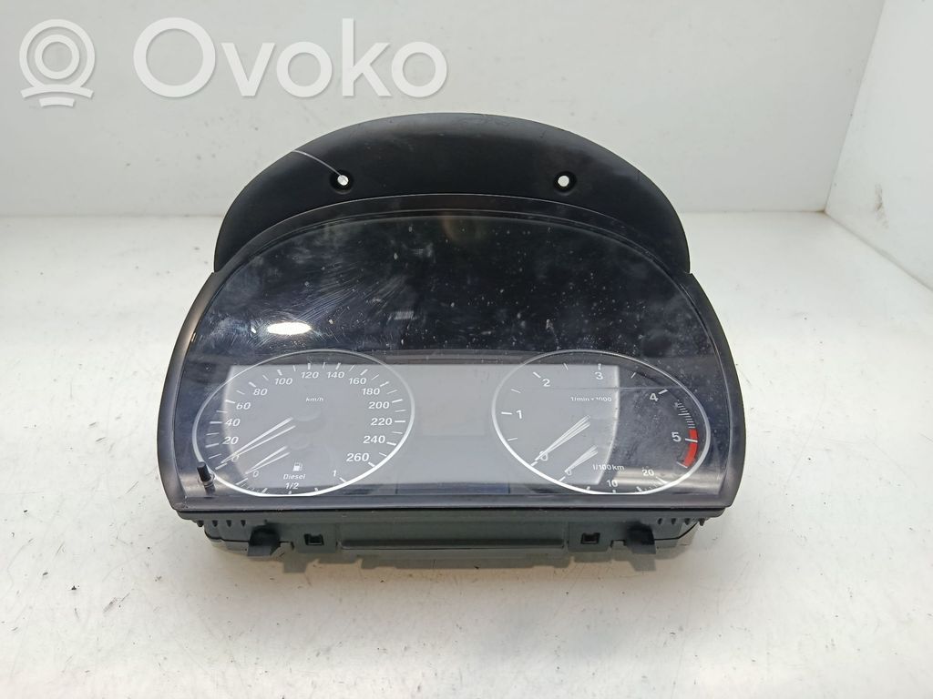 Geschwindigkeitsmesser Cockpit   9141487