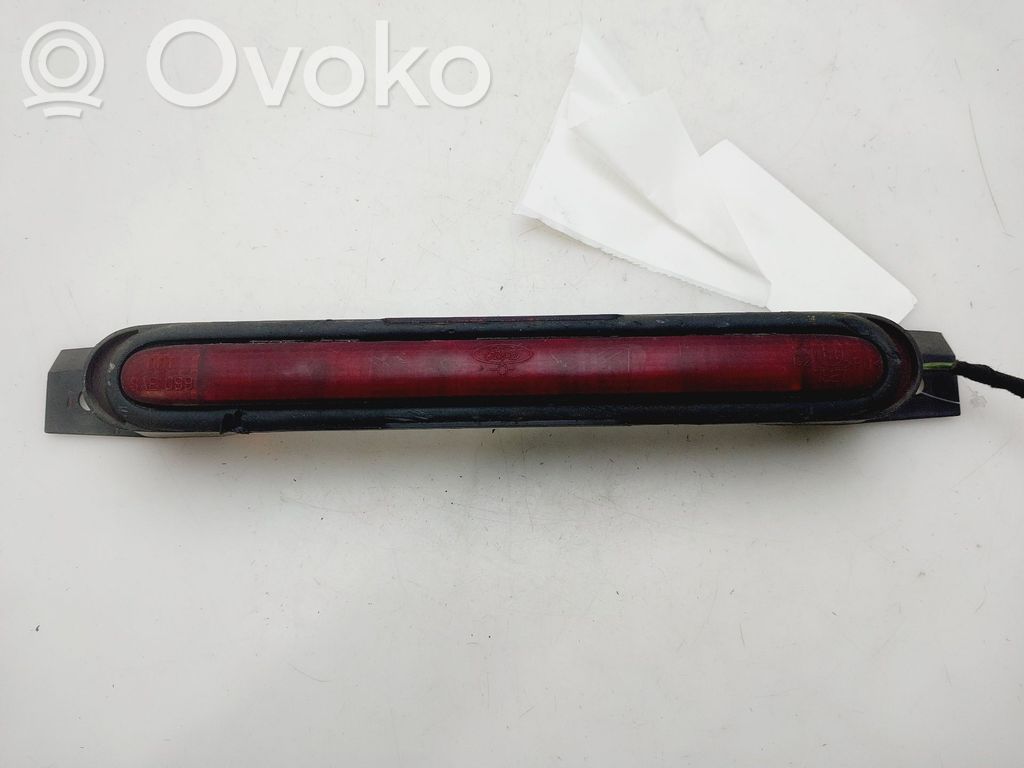 Ford Focus Third/center stoplight 