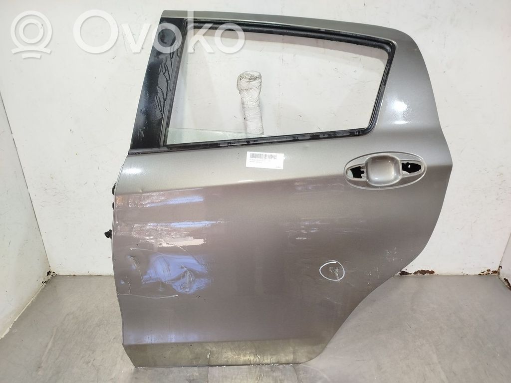 Toyota Yaris Drzwi tylne 