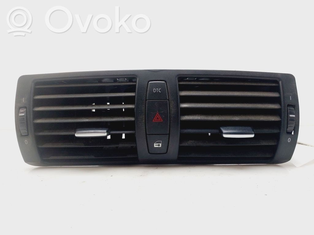 BMW 1 E81 E87 Dash center air vent grill 