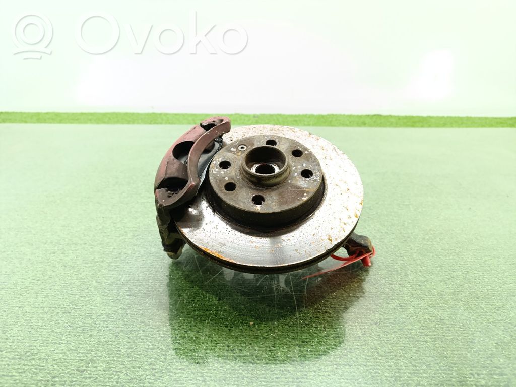 Opel Corsa C Etupyörän navan laakerikokoonpano 