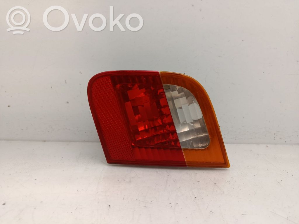 BMW 3 E46 Tailgate rear/tail lights 