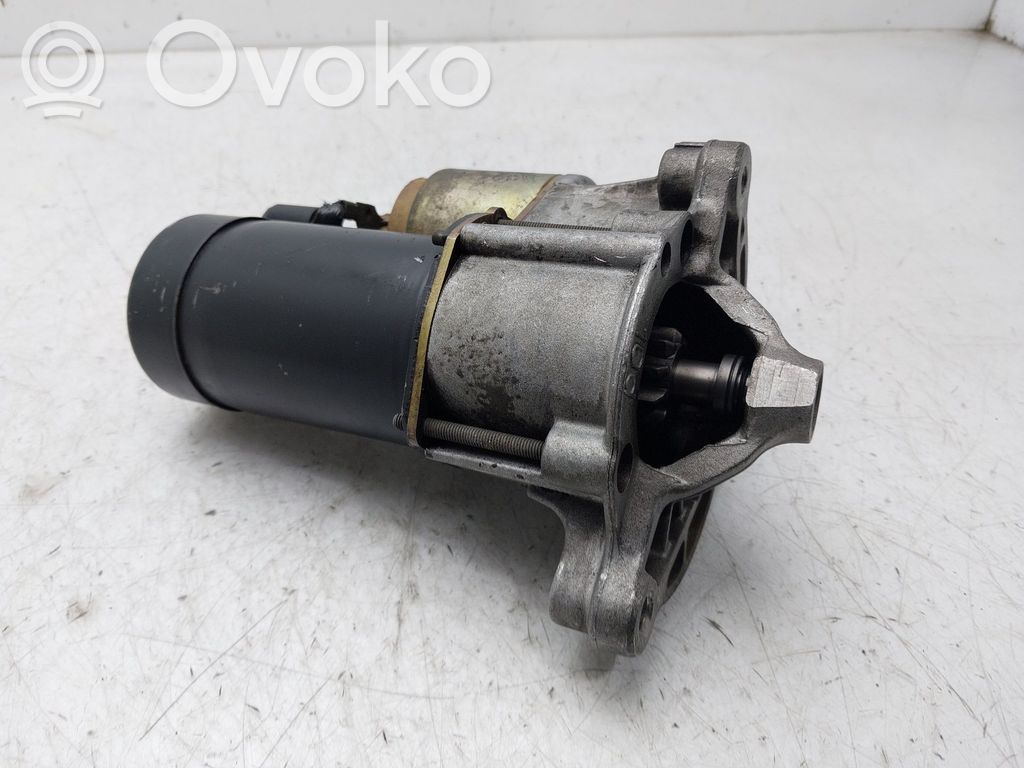 Citroen Saxo Starter motor 