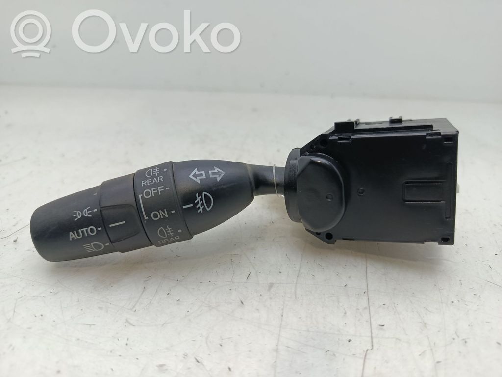 Honda CR-V Light switch 
