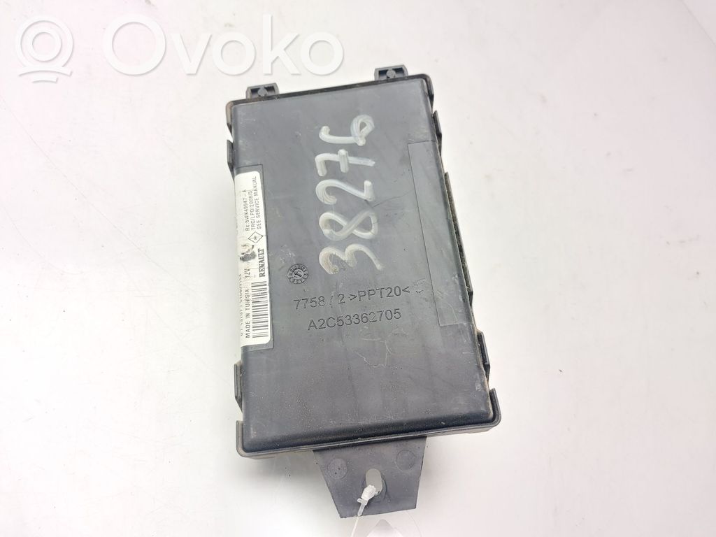 Autres unités de commande / modules   8201068829
