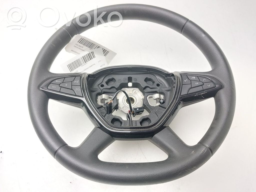 Dacia Sandero Ohjauspyörä 