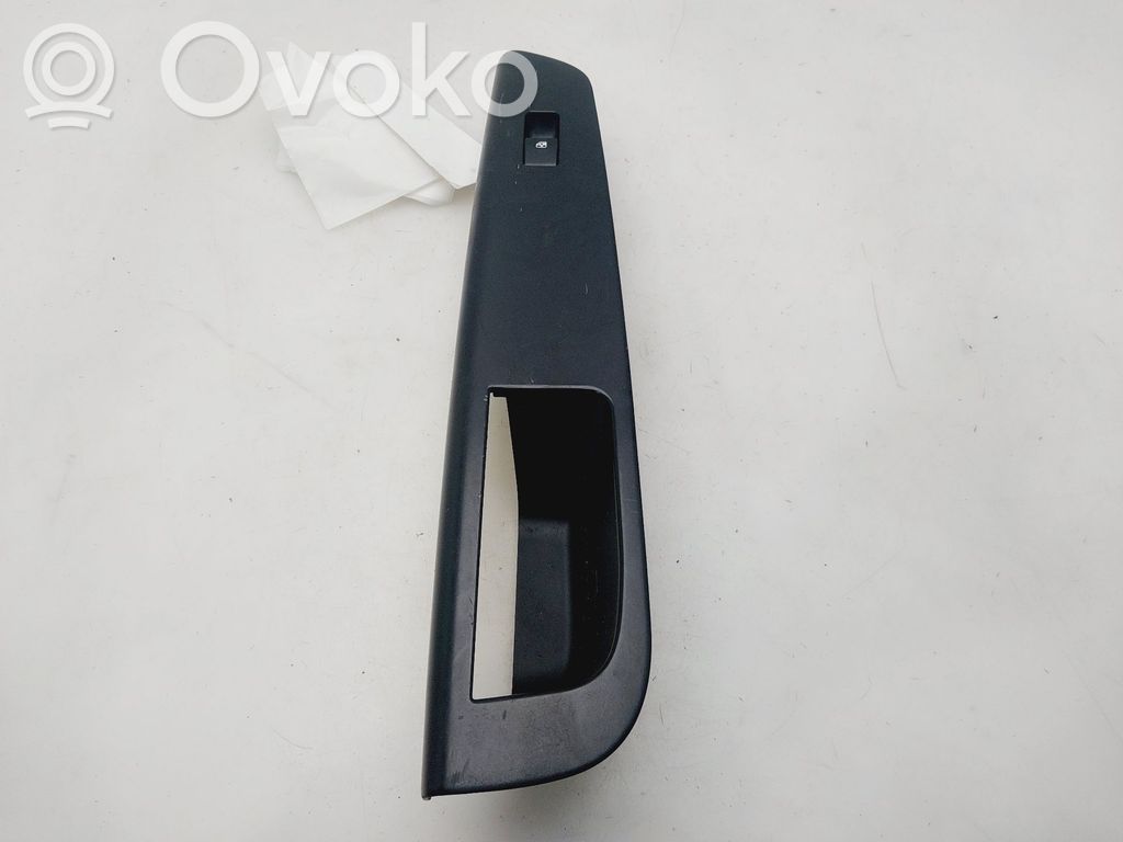 KIA Ceed Elektrisko logu slēdzis 