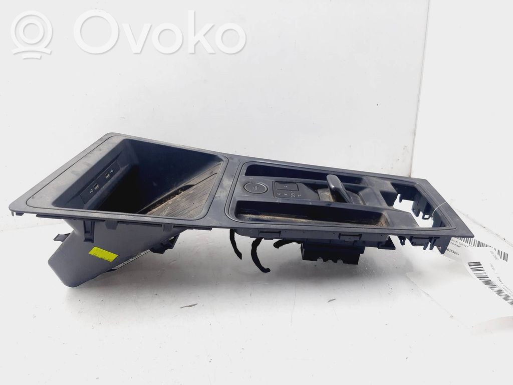 Center console   5FB863350