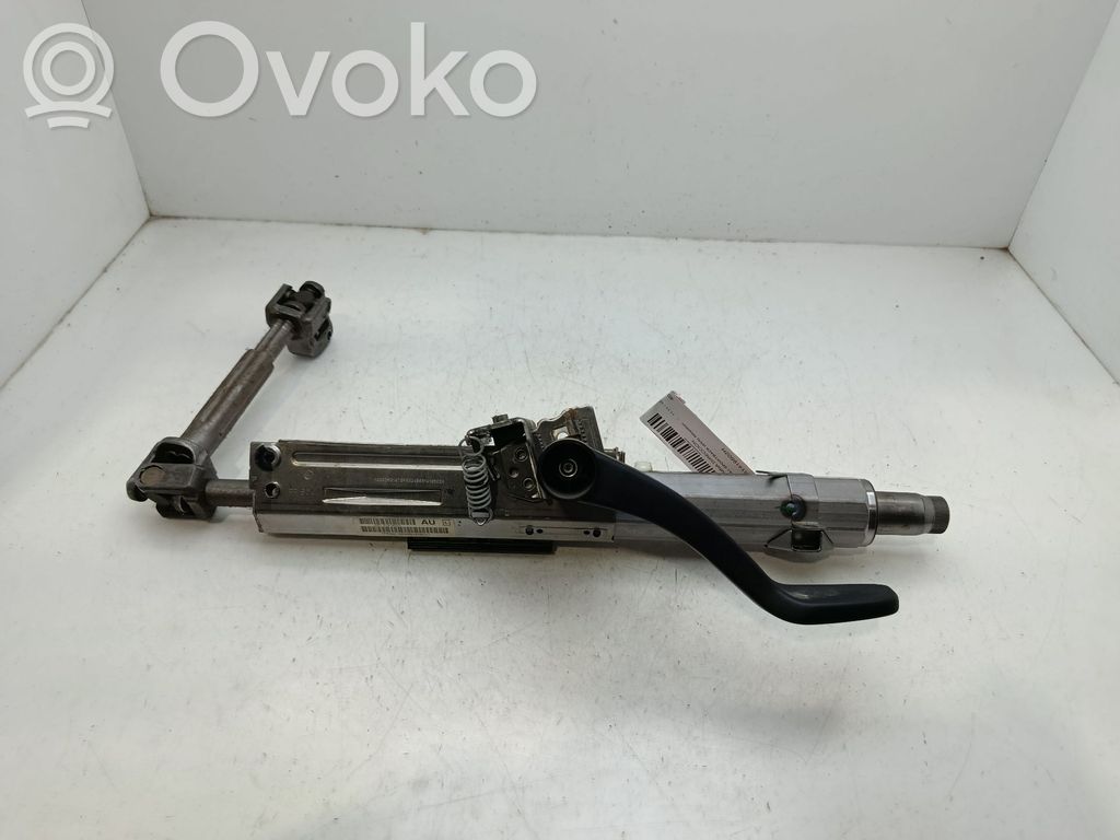 Audi A1 Ohjauspyörän akseli 