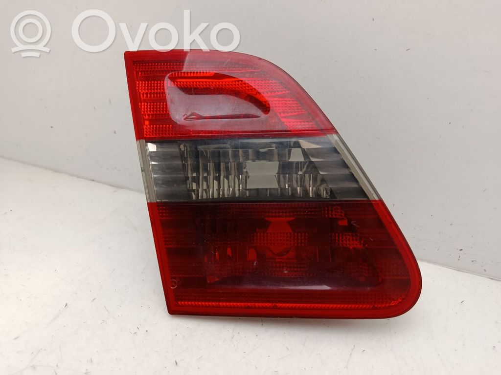 Mercedes-Benz B W245 Luces portón trasero/de freno