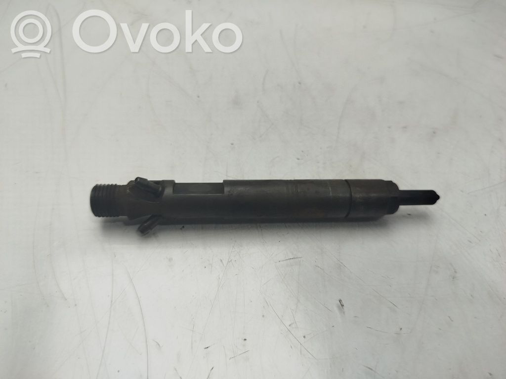 Ford Focus Fuel injector 