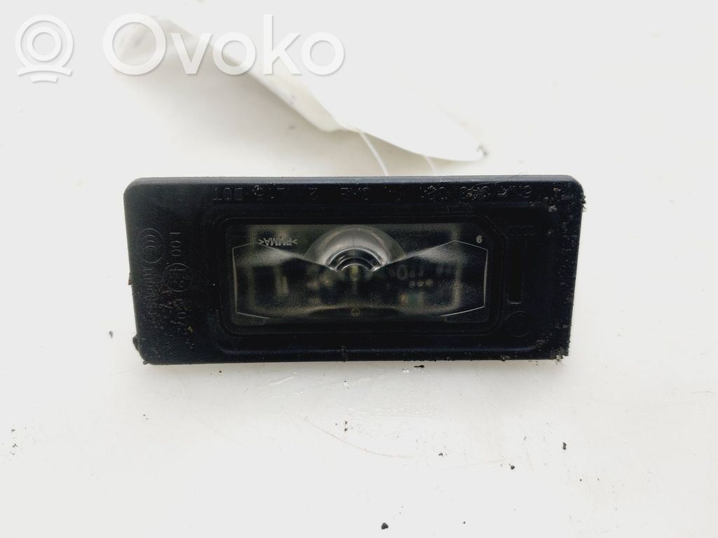 Audi A3 S3 8V Lampa oświetlenia tylnej tablicy rejestracyjnej 