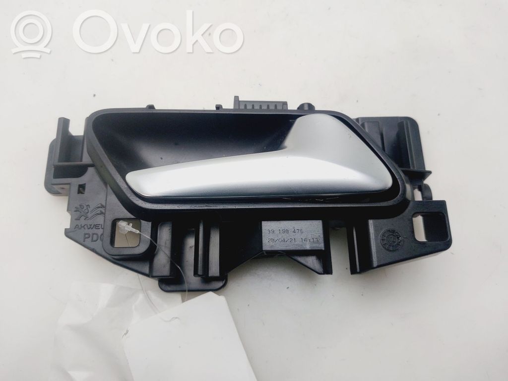 Opel Corsa F Klamka wewnętrzna drzwi przednich 