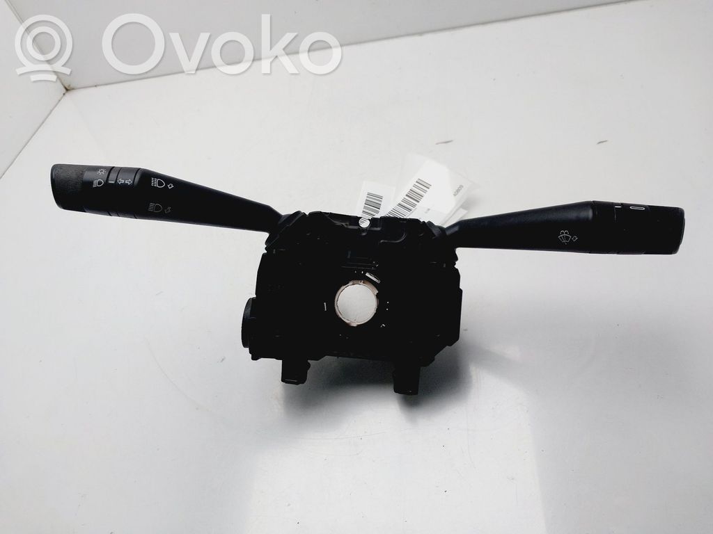 Peugeot Bipper Otros interruptores/perillas/selectores 