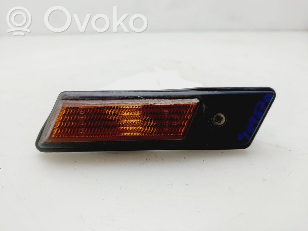 BMW 5 E34 Front fender indicator light 