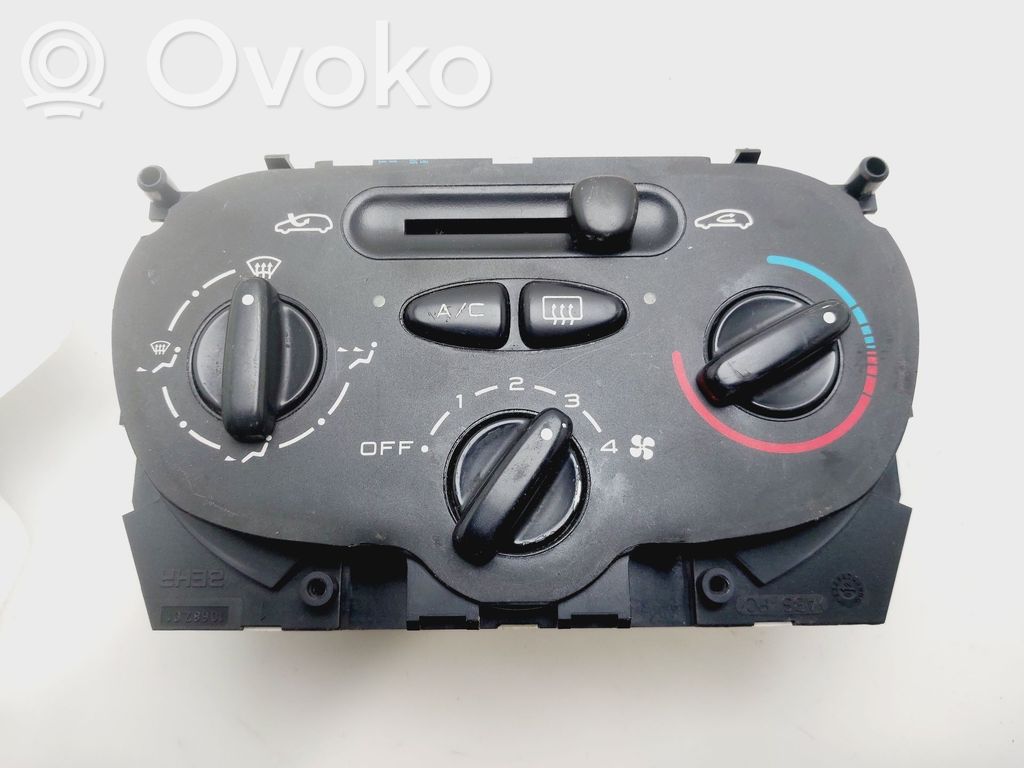 Peugeot 206 Climate control unit 