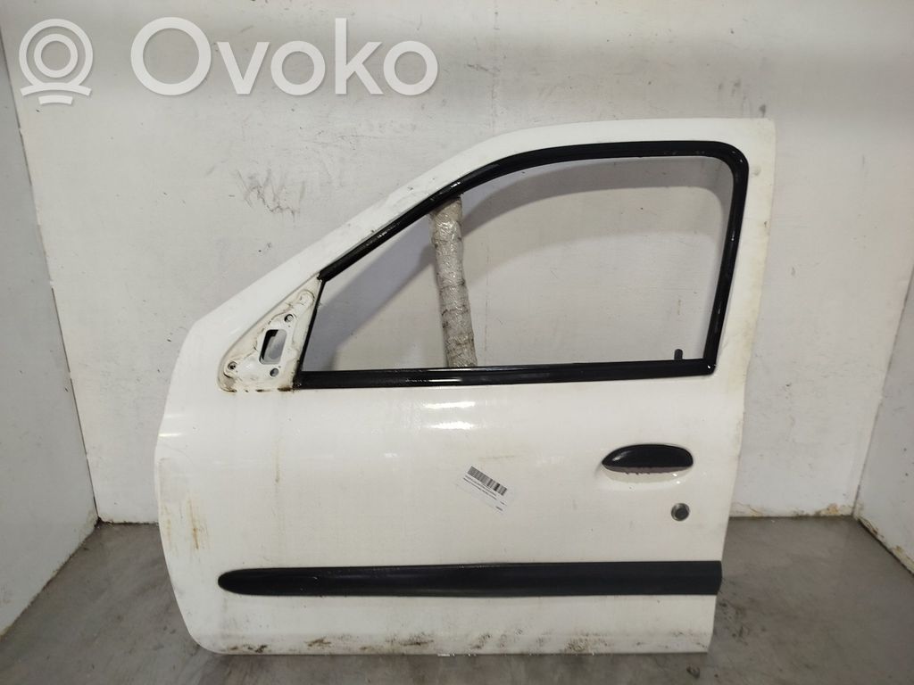 Renault Clio II Puerta delantera 