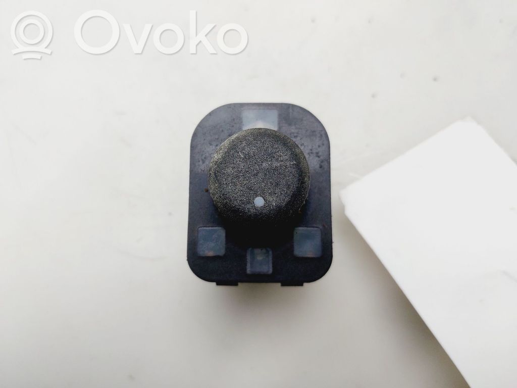 Seat Leon (1P) Wing mirror switch 