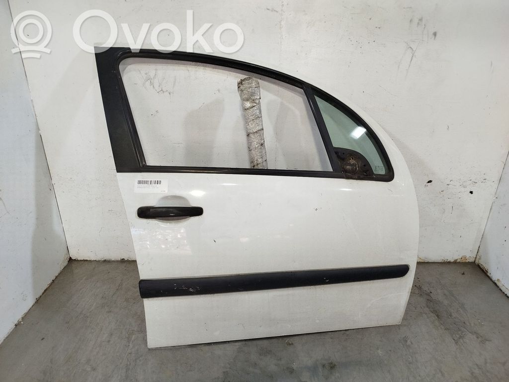 Durvis   9004Y7