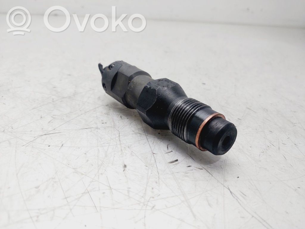 Inyector de combustible   LCR6736001
