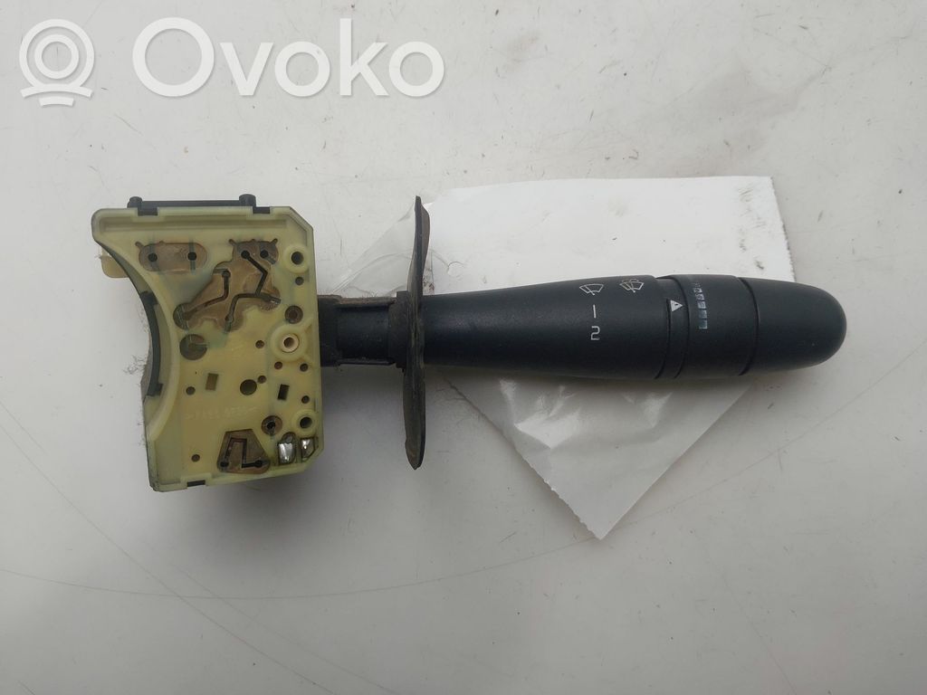 Renault Megane I Palanca de control del limpiaparabrisas 