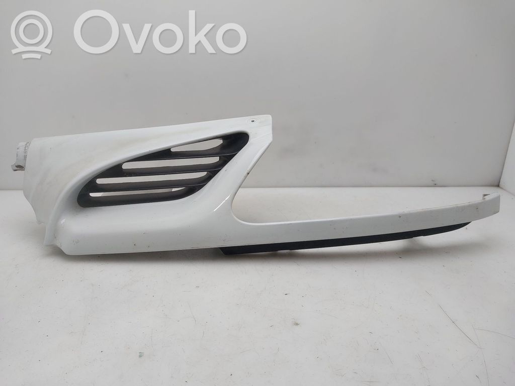 Renault Megane I Etusäleikkö 