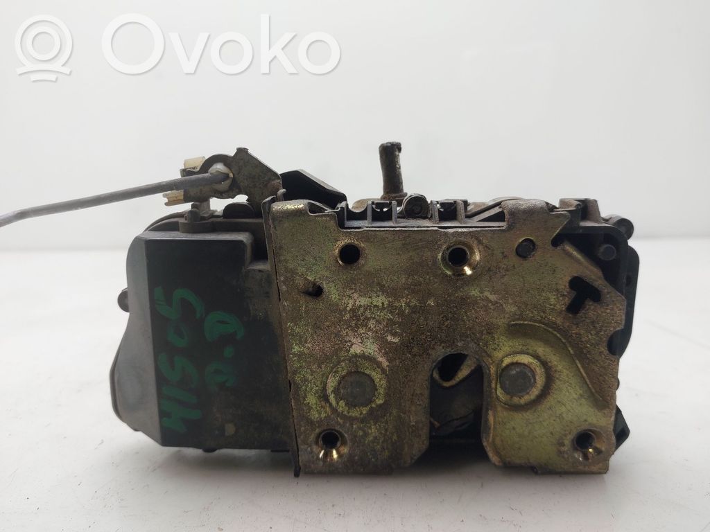 Citroen Xsara Picasso Front door lock 