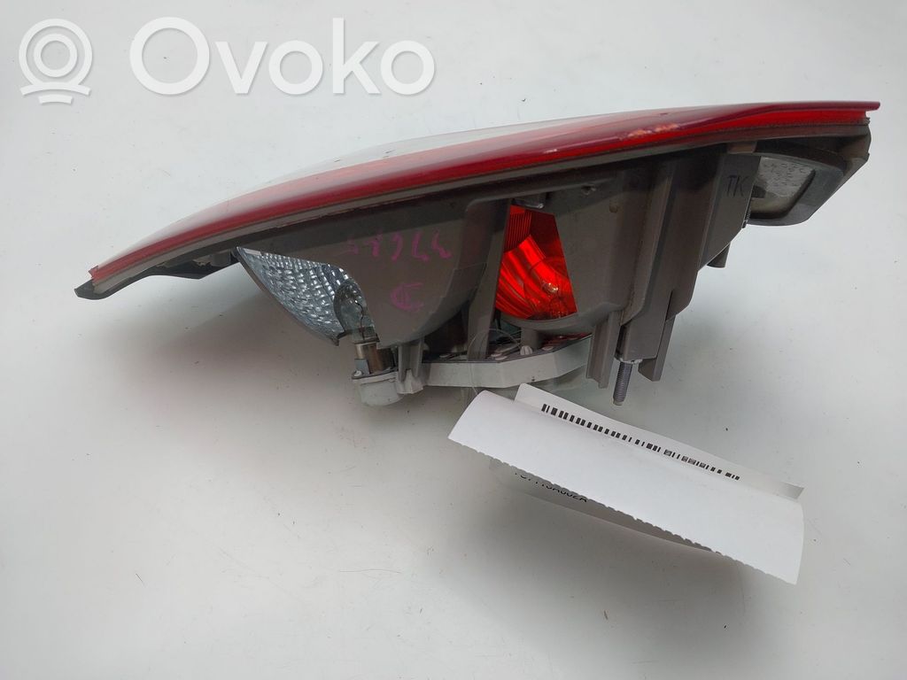 Ford Mondeo MK IV Feux arrière sur hayon 