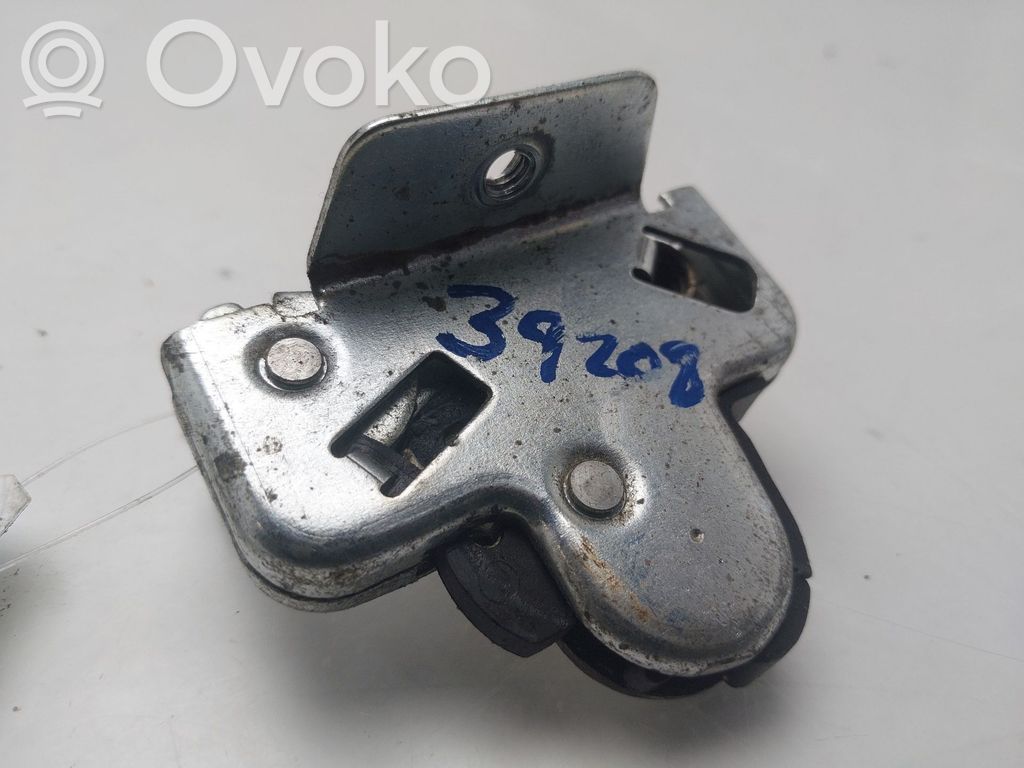 Opel Omega B2 Tailgate/trunk/boot lock/catch/latch 