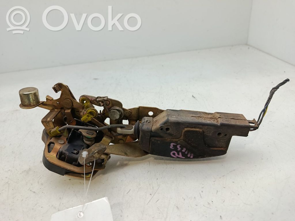 Opel Vectra A Rear door lock 
