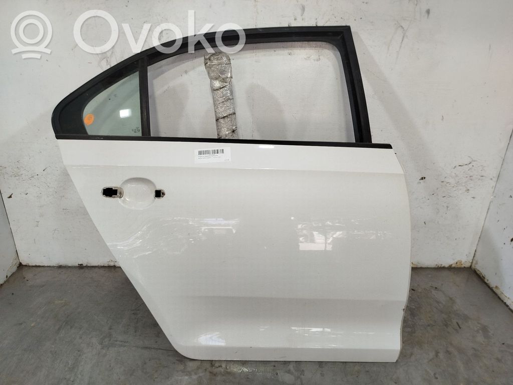 Skoda Rapid (NH) Puerta trasera 