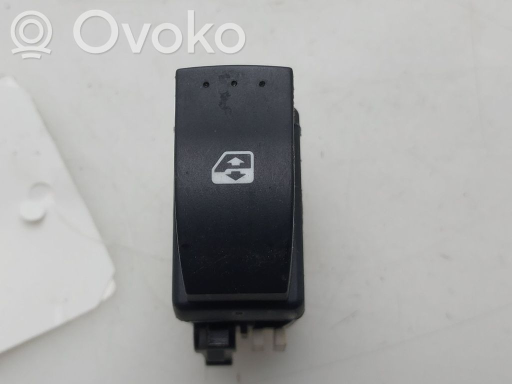 Renault Clio II Electric window control switch 