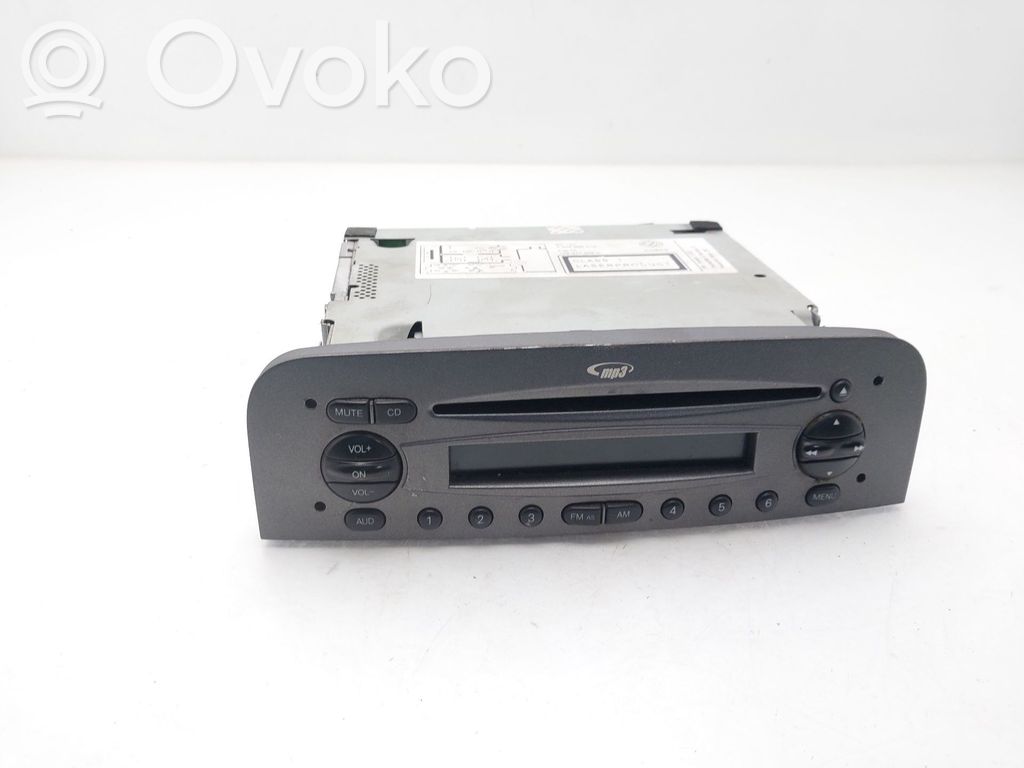 Alfa Romeo 147 Panel / Radioodtwarzacz CD/DVD/GPS 