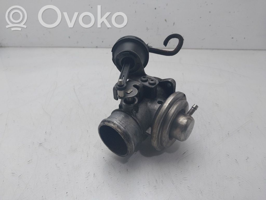 Válvula EGR   038131501E