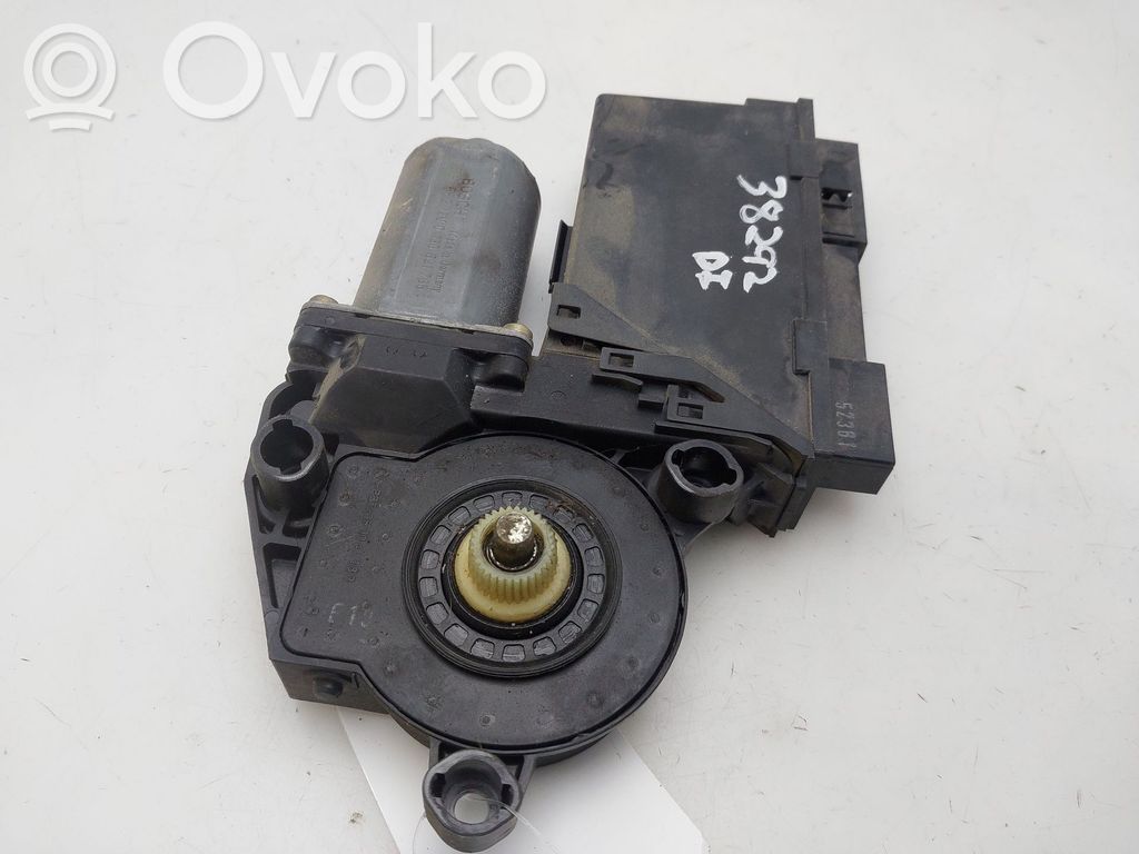 Audi A4 S4 B7 8E 8H Motor macara geam ușă față 