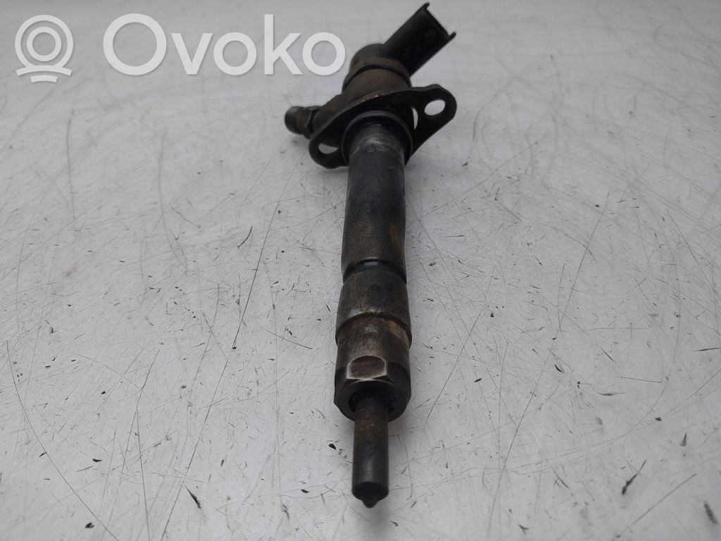 Inyector de combustible   8658352