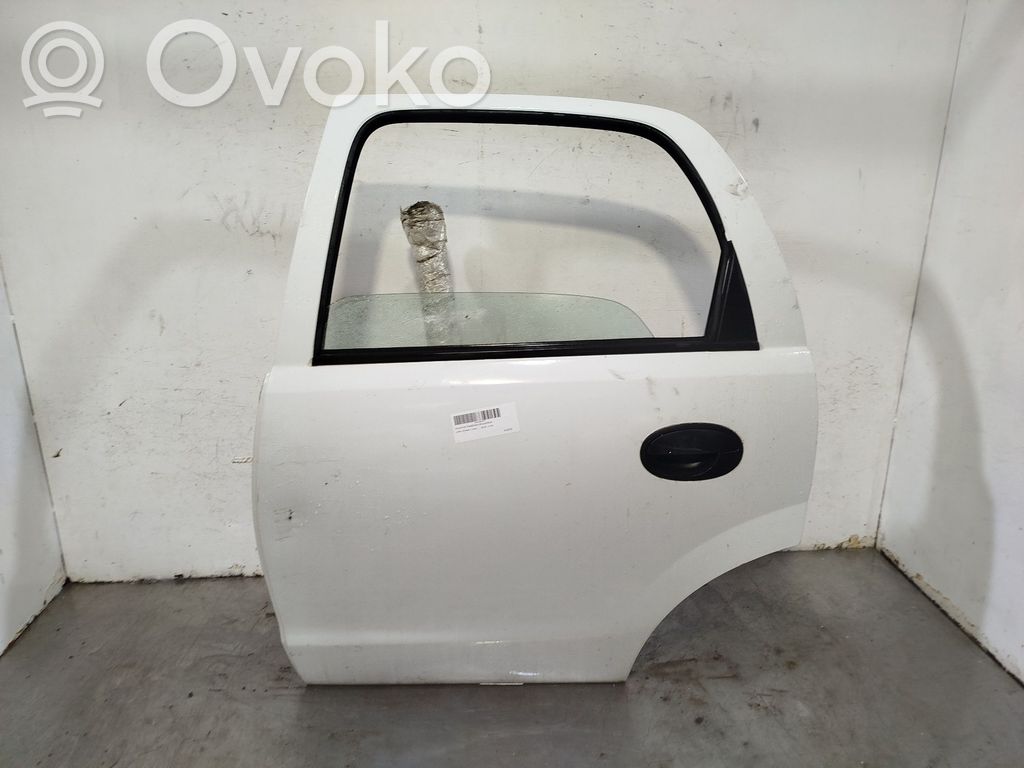 Opel Corsa C Galinės durys 