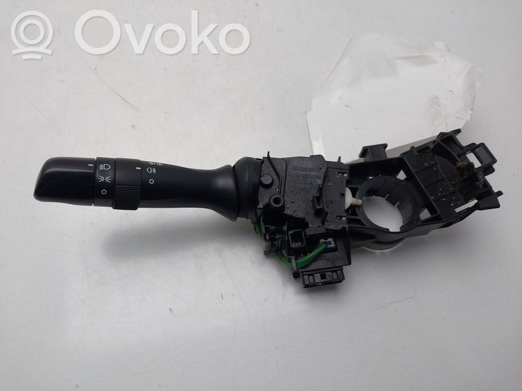 Peugeot 108 Interruptor de luz 