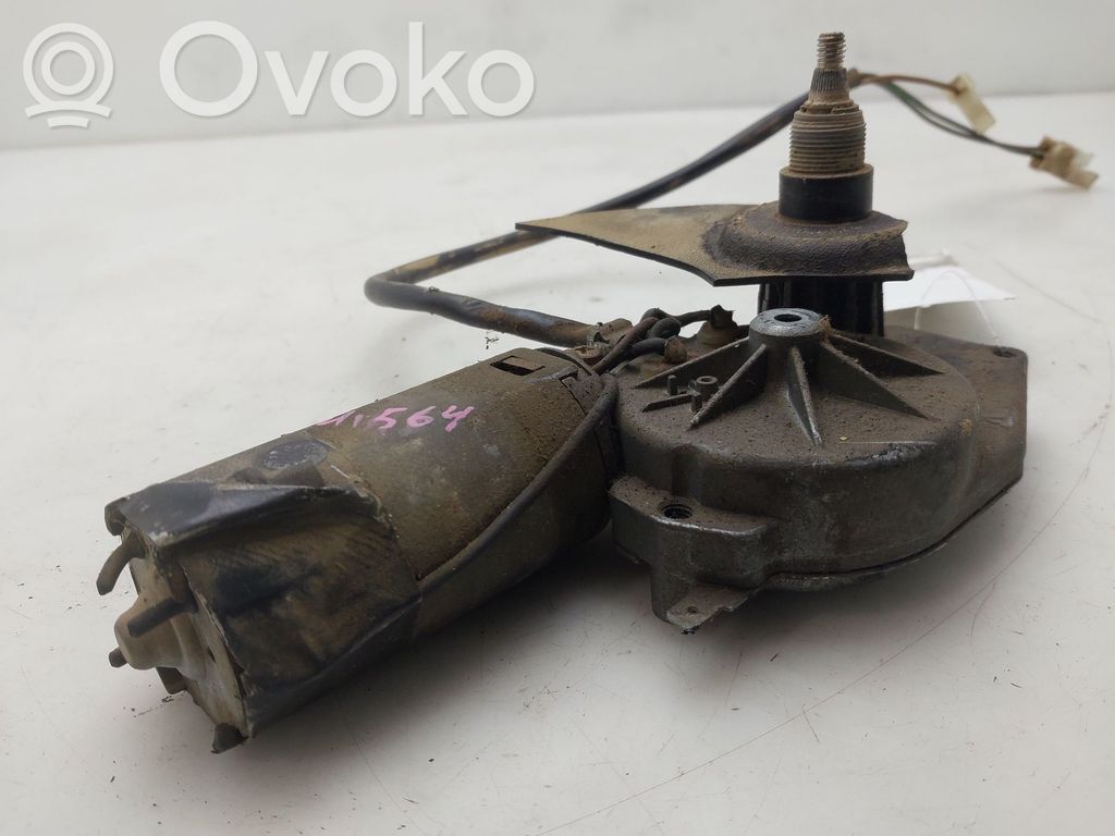 Volkswagen Polo II 86C 2F Motor del limpiaparabrisas trasero 