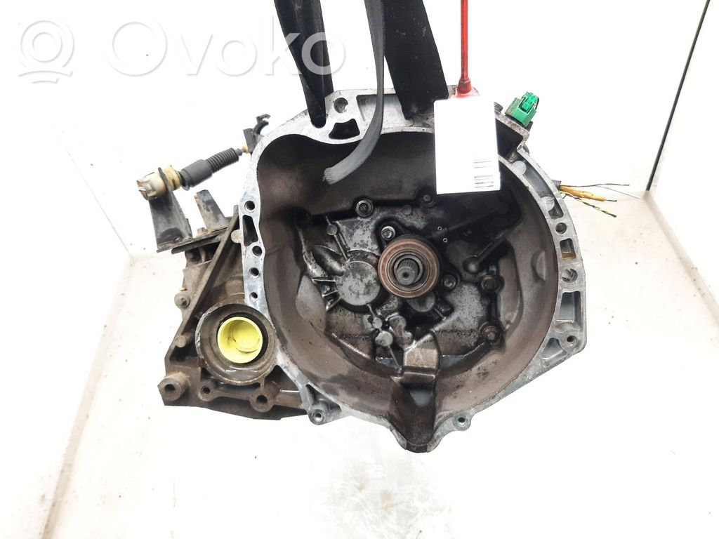 Nissan Micra Boîte de vitesses manuelle à 5 vitesses 