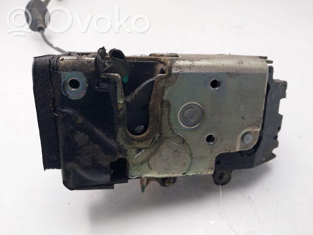 Ford Fiesta Etuoven lukko 