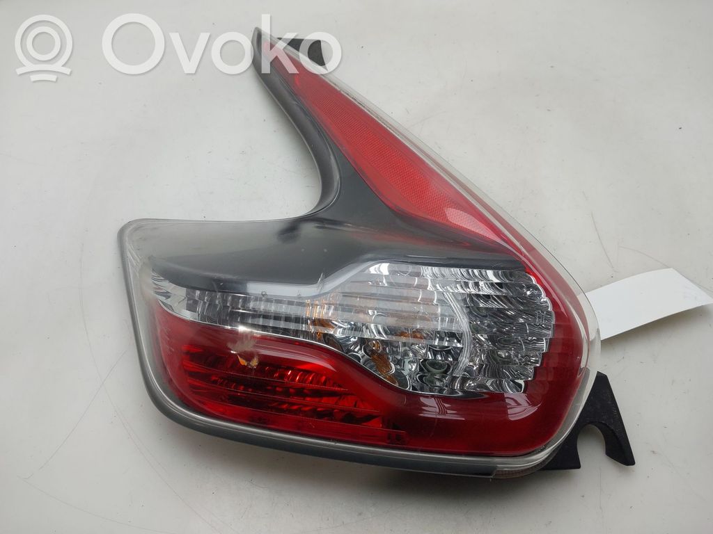Nissan Juke I F15 Lampă spate în caroserie 