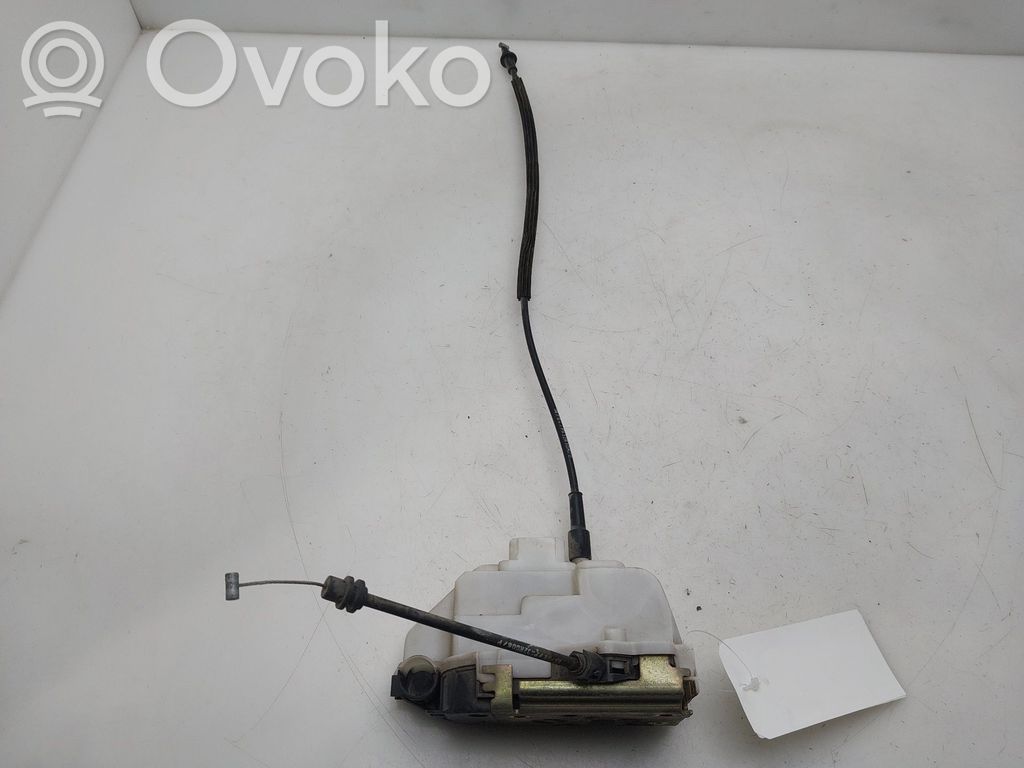 Citroen C3 Front door lock 